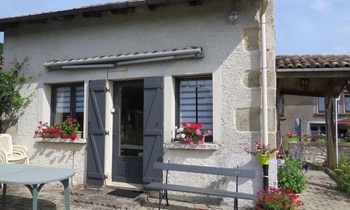 Bulligny Apartment | Les Souchottes, charmante maisonnette