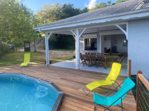 Riviere-Salee Villa | Les terrasses de Maëlle - Jolie villa F4 vue mer
