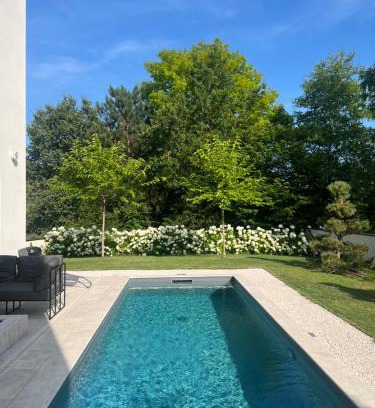 Blois House | Les Trois Cyprès