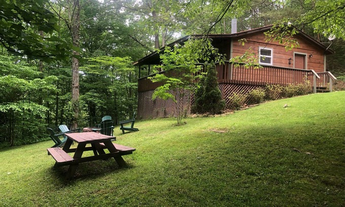 Cosby Cabin | Less than 30 mins to Gatlinburg! Enjoy more nature and less traffic and crowds!