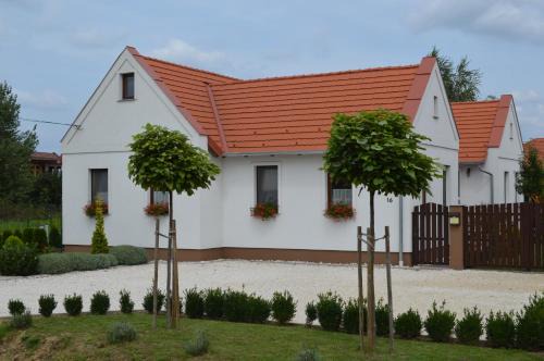 Hegyko Apartment | Levendula Apartman