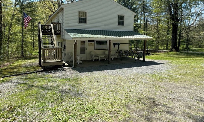 Morris Cabin | Lexington Camp Walking/Biking Distance to Rails Trail at Rattlesnake Rock Access