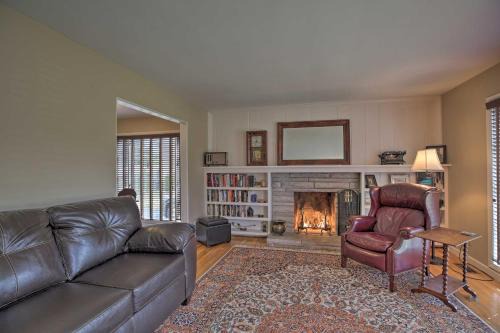 Lexington House | Lexington Family Home about 2 Miles to UK Campus!
