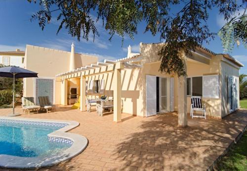 Alfarrobeira Villa | LGS55V2 Vivenda qualidade, vista sobre ria d