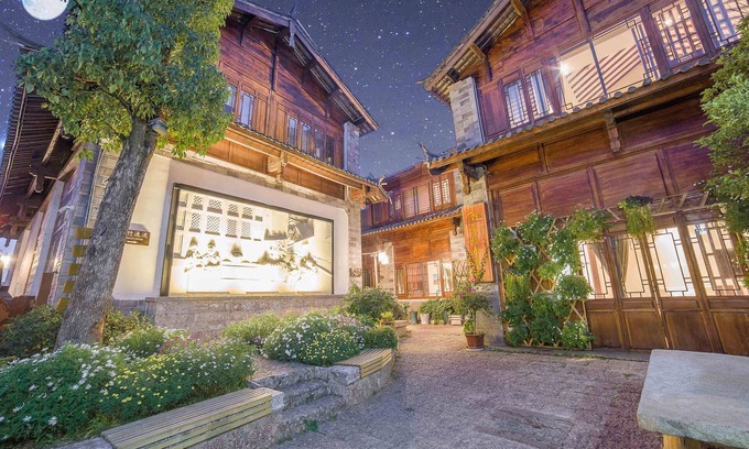 Gucheng House | Li Jiang Tang Feng Yard No.1