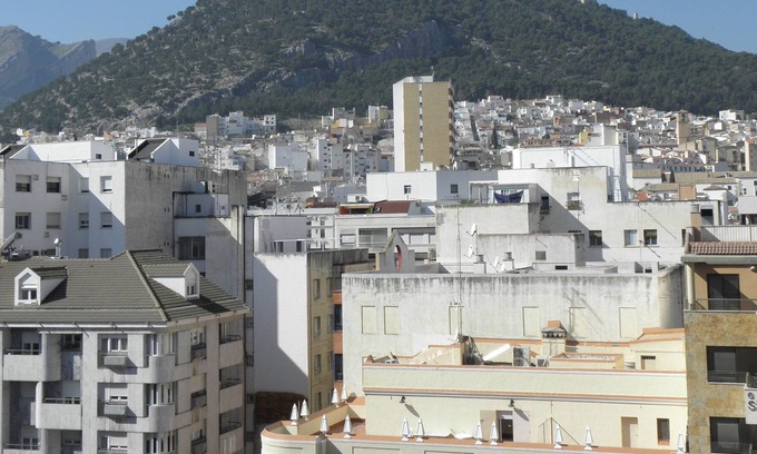 Jaen Apartment | Libertad 8 Luminous Attic