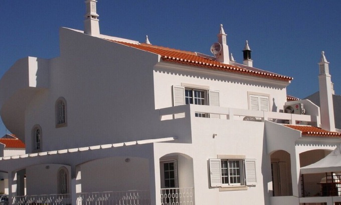 Retur Villa | Lic 11363/AL Wonderful 6 bed 5 bath house with heatable pool close to beach