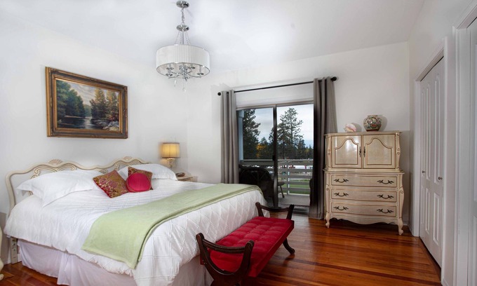 Southeast Kelowna Other | Licensed Pet Friendly Suite on Haskap Farm