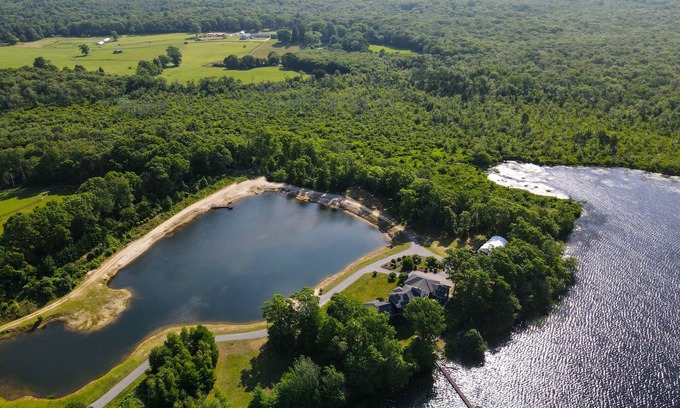 Kenyon House | Life on the Pond