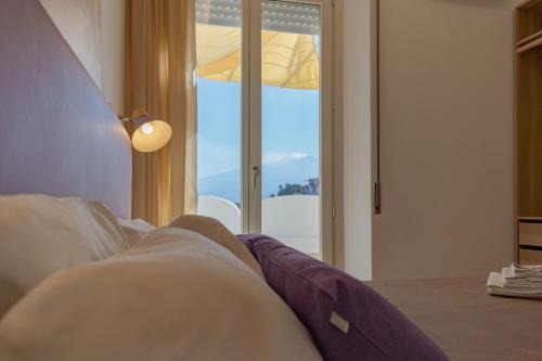Taormina House | Light View