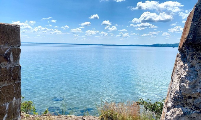 Marquette House | Lighthouse & Lake Views!
