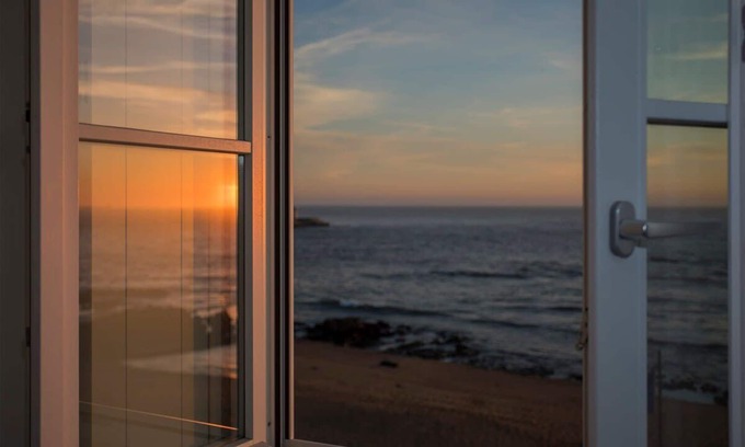 Foz do Douro Apartment | Liiiving in Porto | Luxury Beachfront Apartment V