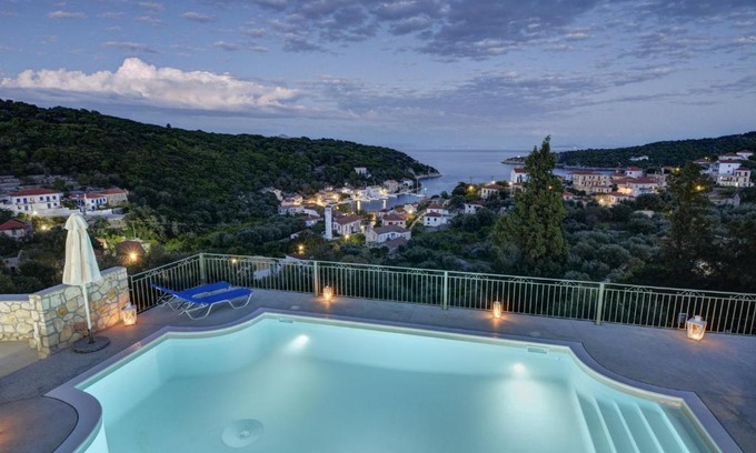 Kioni Apartment | Likoudis Villas Suites ,on the Kioni,Ionian Islands Ithaca,