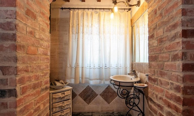 Bollano Apartment | Lillarosa is Your Agritourism Close to Siena