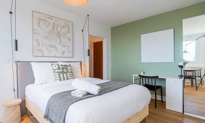 Hellemmes-Lille Apartment | Lille Hellemmes - Nice studio with parking !