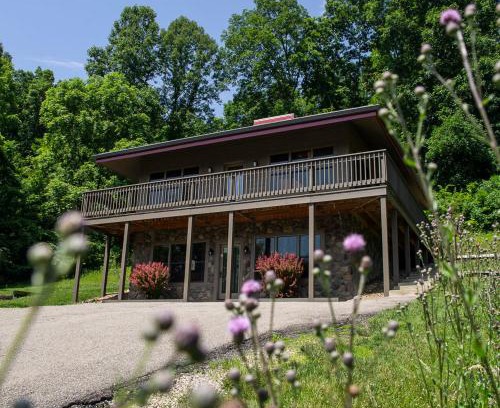 Logan House | Lilypad - by The Chalets