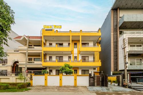 Sector 39 Hotel | Lime Tree Premier near Medanta Medicity