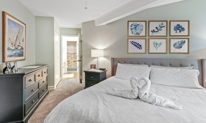 Fontana House | Limited September Dates Remaining – Book Now!