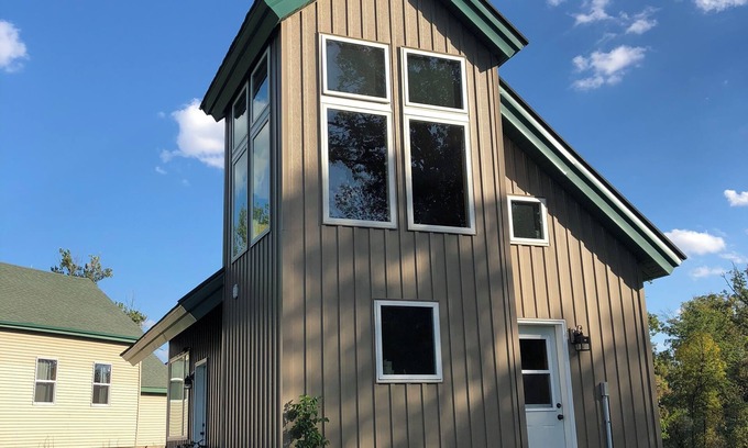 Brook Park Cabin | Lindisfarne Retreat Center