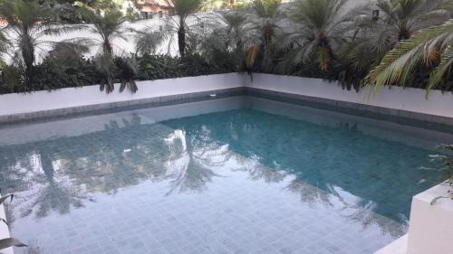 Martim de Sa Apartment | lindo apartamento martim de sá 2 dormitórios piscina pé na areia 32 b