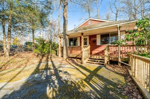 Newland House | Linville Golf and Ski