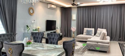 Tanjung Rambutan Villa | Lisa Homestay Ipoh Tambun with Private Pool