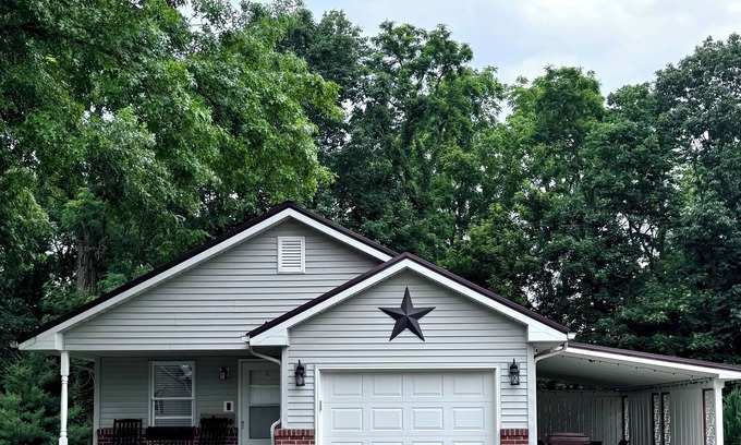 Rockville House | Little home away from home.