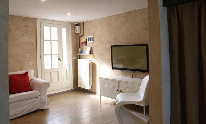 Castelguglielmo House | Little House in via Ricotti