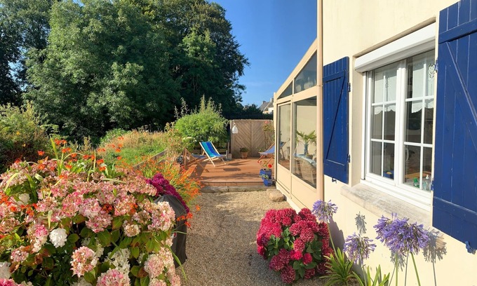 Carantec House | Little house with garden