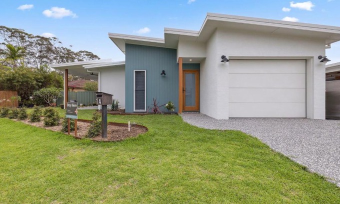 Woolgoolga House | Little Kim Close