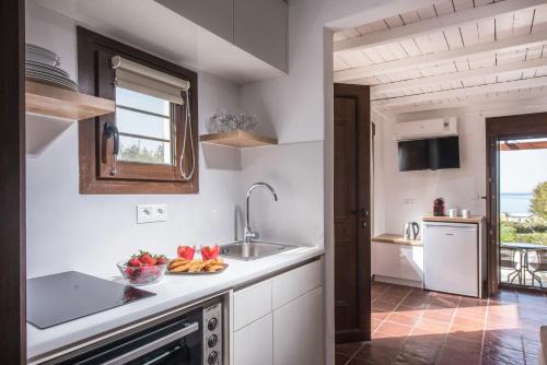 Anissaras Villa | Little Seaside Villa in Hersonissos