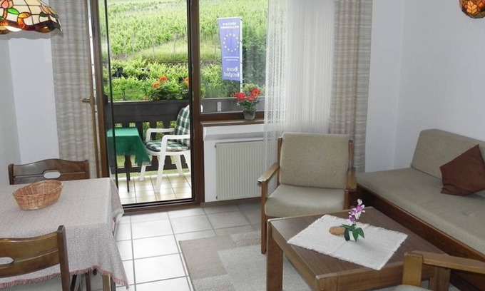 Neumagen-Dhron Apartment | Little time out FEWO No. 10 - Holiday apartments "Haus Berghof"