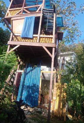 Snow Hill House | little treehouse