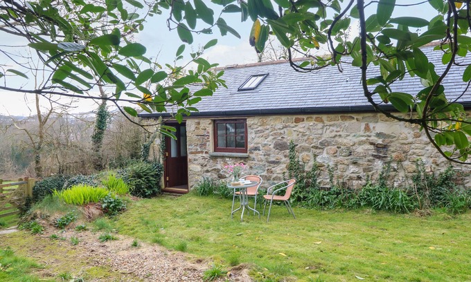 Helston Cottage | LITTLE TREGARRICK, with a garden in Helston
