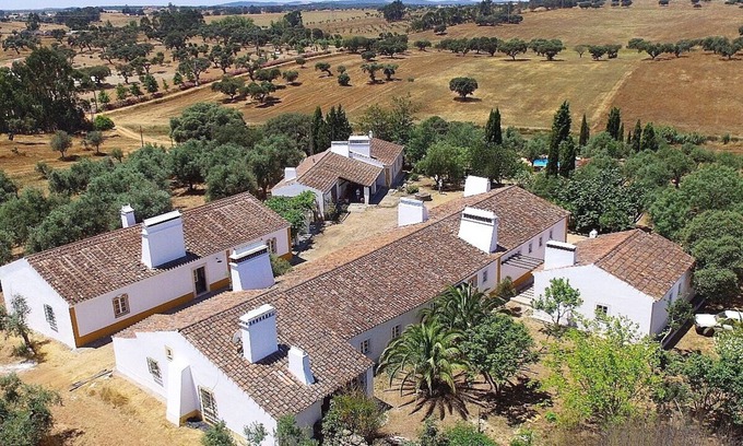 Estremoz House | Live the tranquility and feel the nature of the Alentejo!