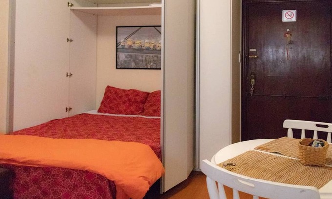 Ponta da Praia Apartment | LIVING ROOM HALF BOARD 🏖 CHANNEL 6 - AIR, WI-FI, CABLE TV, WASHING AND DRYING AND GARAGE