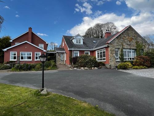 Lecemy House | Living Waters Retreat