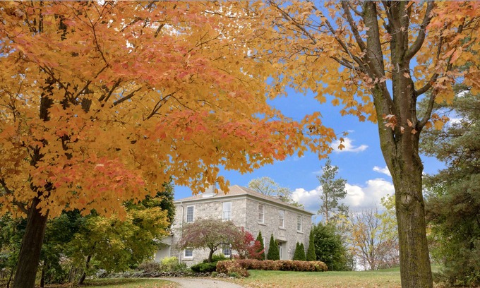 Guelph/Eramosa Other | Livingstone Farm 1860 - Luxury Stay and Experiences