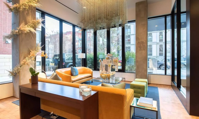 Logan Circle Apartment | Liz by Black Swan 414LT (2/2, Cap 4)