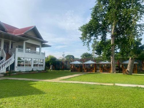 Balete Resort | LLANES BANCOLITA'S RESORT - Taal lakeview resort balete