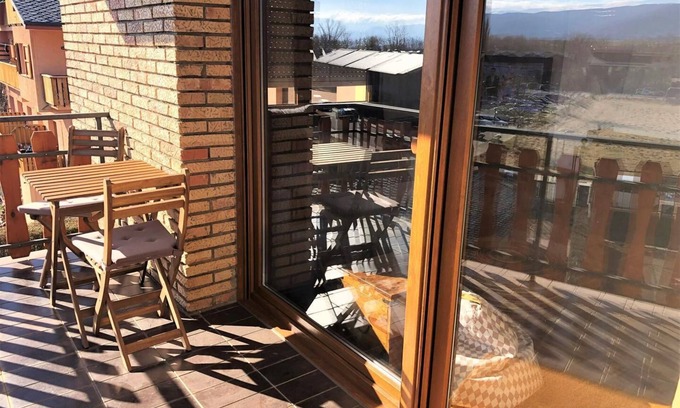 Llivia Apartment | LLIVIA IV - Four Bedroom Apartment, Sleeps 8