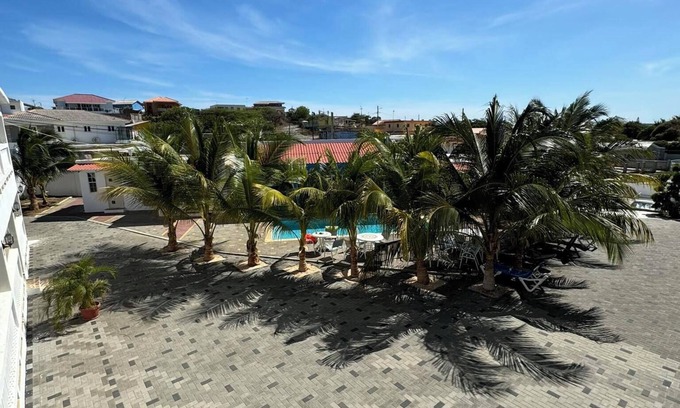 Willemstad Apartment | Local Apartments in the enjoyable city of Willemstad with WiFi, AC, and Pool
