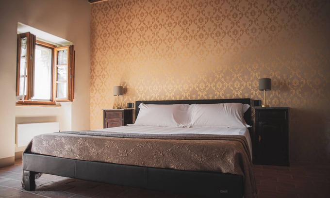 San Quirico d'Orcia Apartment | Locanda In Piazzetta