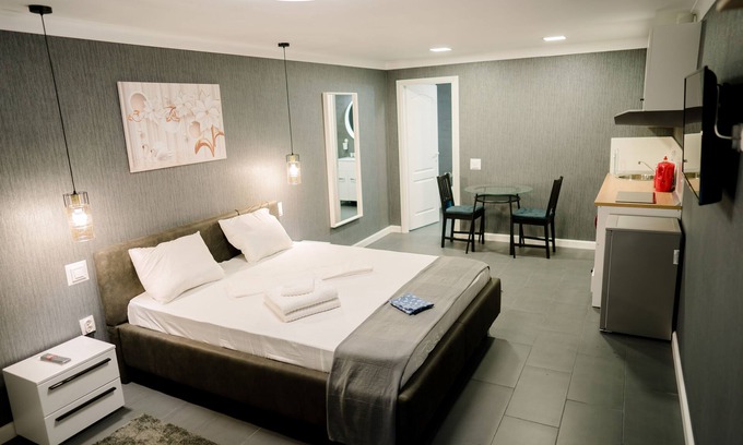 Bucharest House | Located in the center of Bucharest, 1 km from the old center.