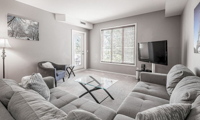 Quail Ridge Condo | Located on the third floor and right next to Quail Course at The Okanagan Golf Club,