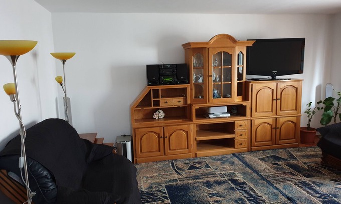 Constanta Apartment | Location 50 m from beach "3 slippers"