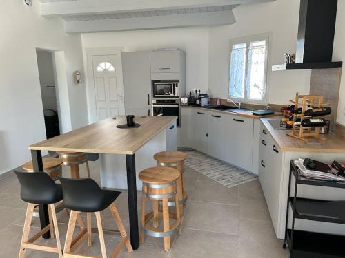 Saint-Georges-d'Oleron House | Location du Klan des K : villa 4 étoiles 150m plage