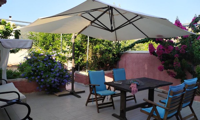 Galaxidi House | LocriHOUSE-Stylish comfortable home in Galaxidi