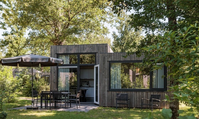 Schaijk House | Lodge in Schaijk with Garden Terrace