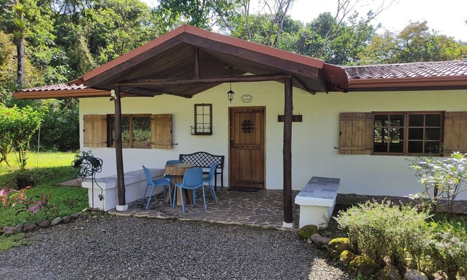 Parrita House | Lodge with Private 40ha Jungle Reserve
